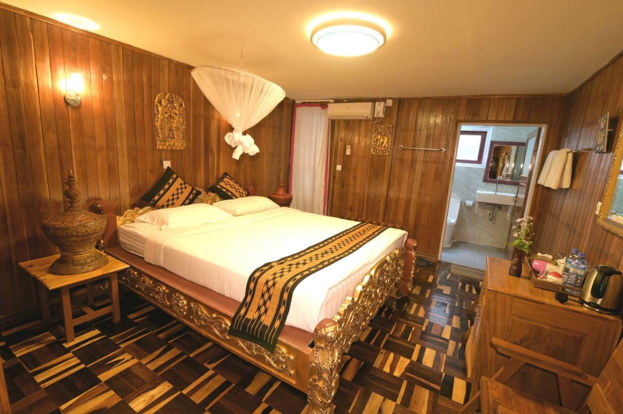 ניאונגשווה Golden Empress Hotel מראה חיצוני תמונה